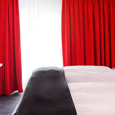 Hotel Dormero 4*